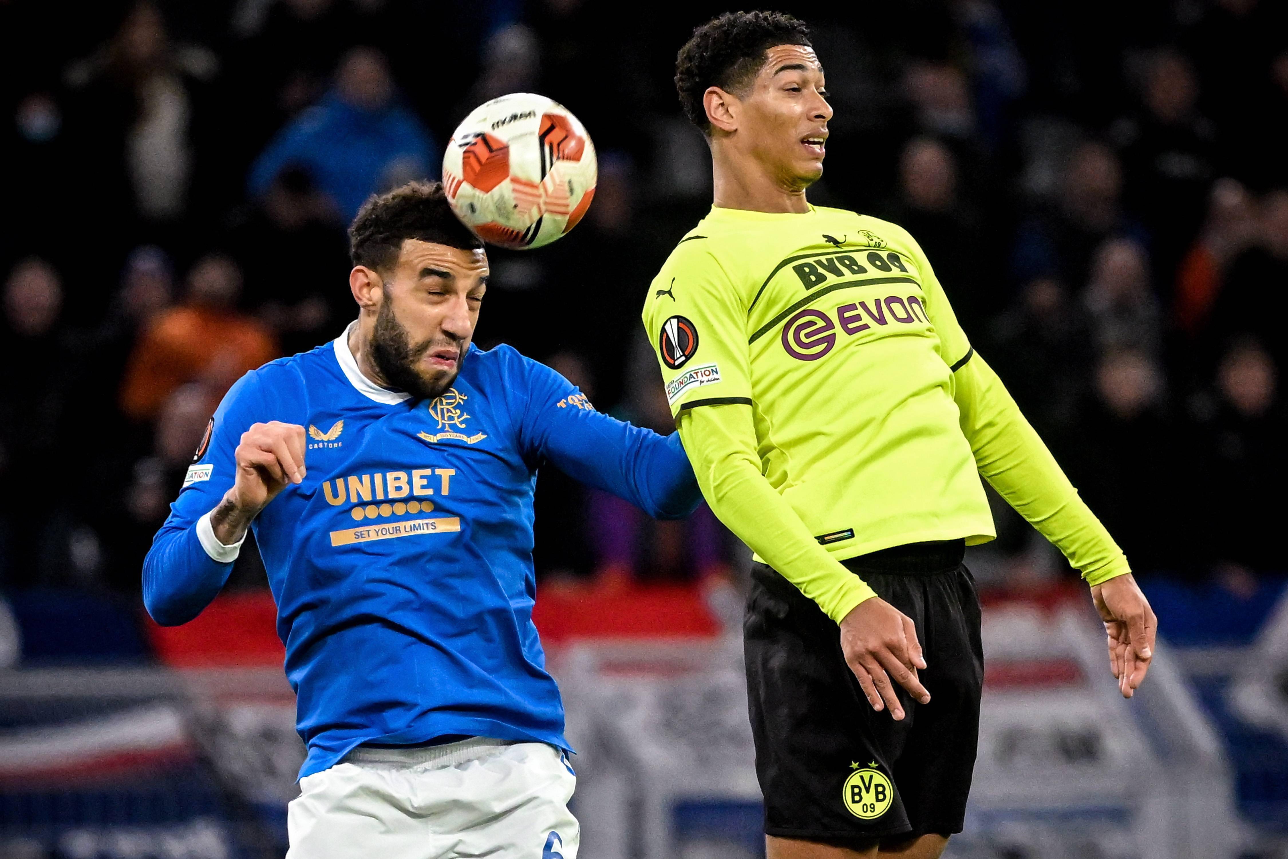 包含今夜欧联焦点战，洛杉矶湖人造点机会，态度坚定，训练强度明显提升的词条爱游戏