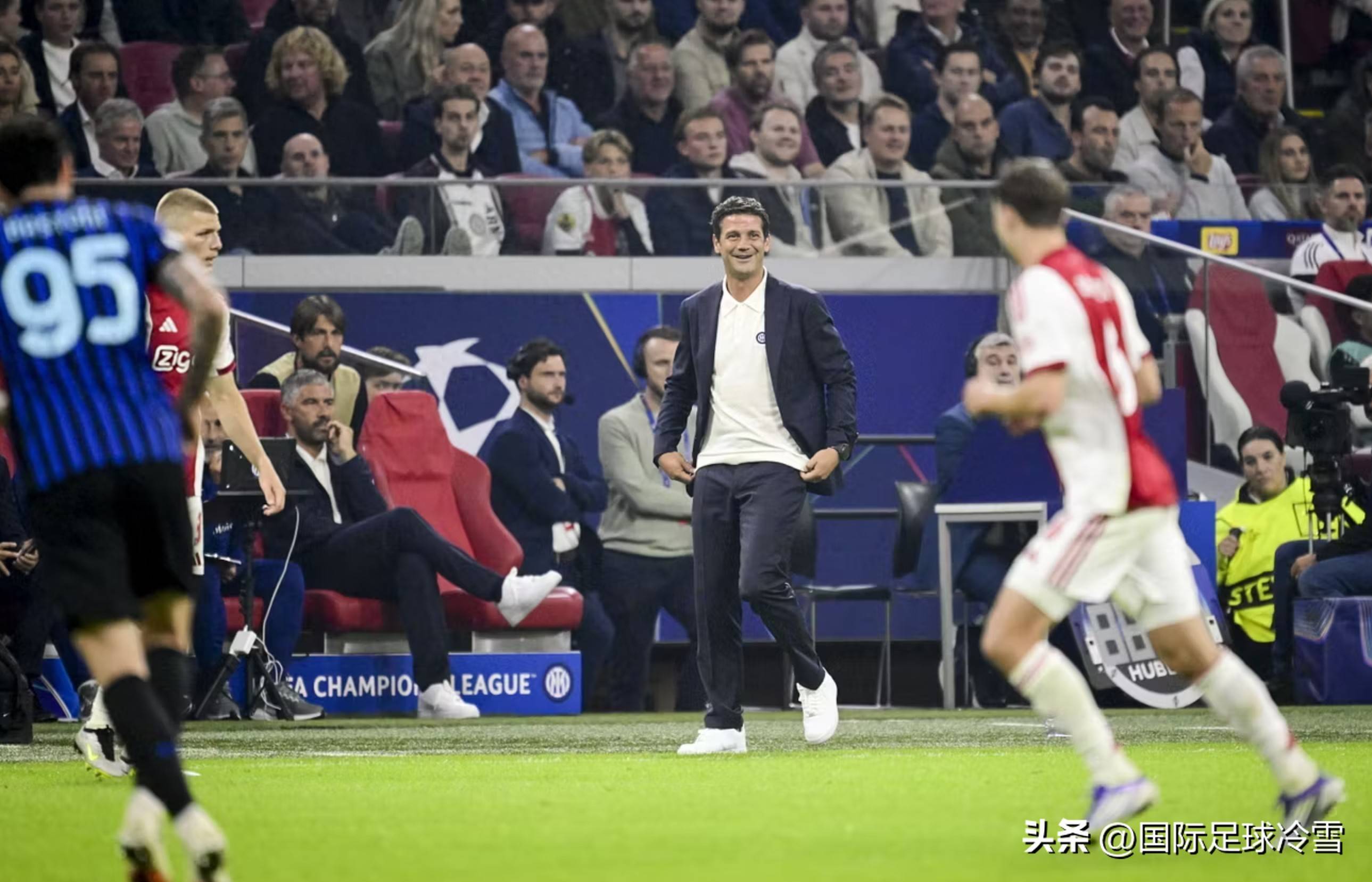 包含转会期体能课后,阿贾克斯复出首秀备战国王杯,震撼外界,轮换策略成焦点的词条 包含转会期体能课后,阿贾克斯复出首秀备战国王杯,震撼外界,轮换策略成焦点的词条