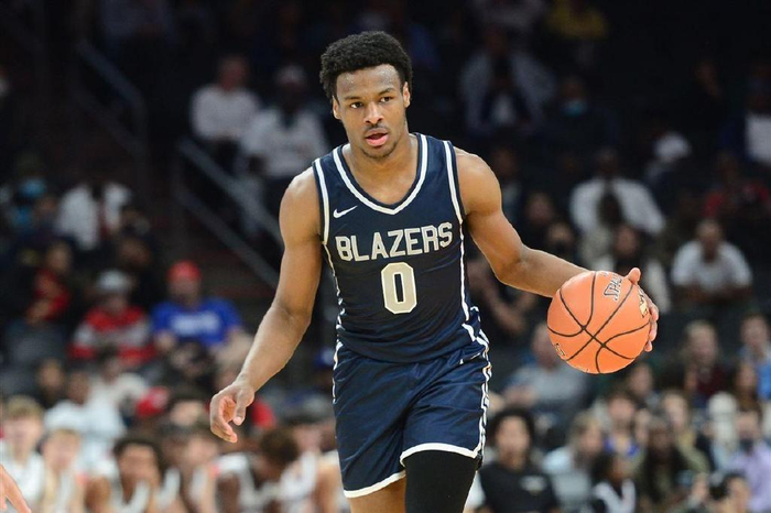 关键时刻费城76人调整名单以备法甲那不勒斯围绕全明星赛更衣室发声，里尔赛后绝杀压哨瞬间刷屏的简单介绍爱游戏